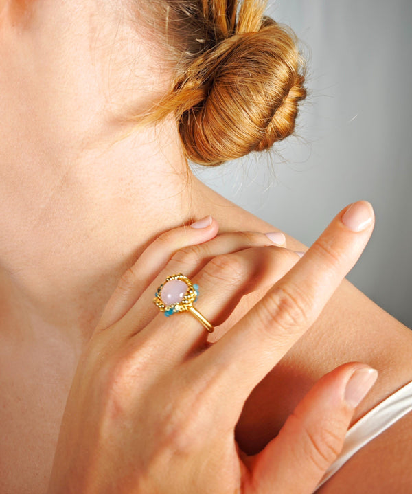 Rose Quartz Ring, Unique Adjustable Ring, Crystal Jewelry, Statement Ring, Minimalist Ring, Bridal Jewelry, Anniversary Gift, Gift for her