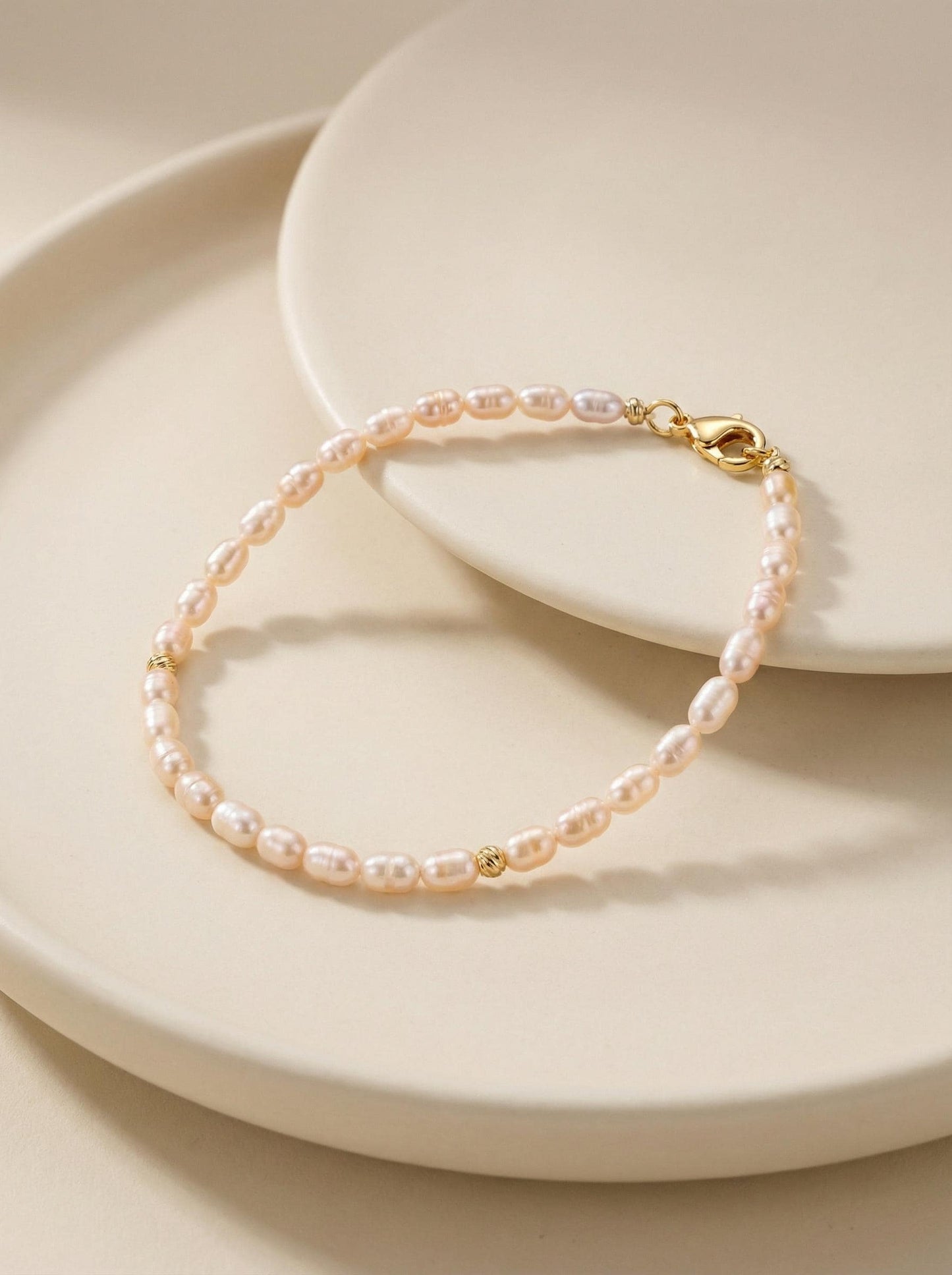 Personalized Initial Pearl Bracelet: 2-3mm Elongated Rice Pearls, Unique Handmade pearl bracelet, Wedding & Anniversary Gift for Her