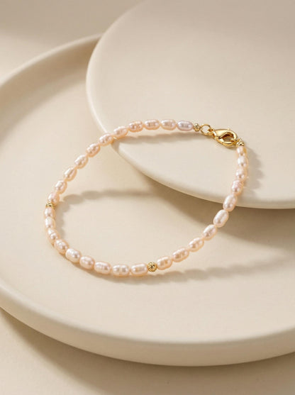Personalized Initial Pearl Bracelet: 2-3mm Elongated Rice Pearls, Unique Handmade pearl bracelet, Wedding & Anniversary Gift for Her